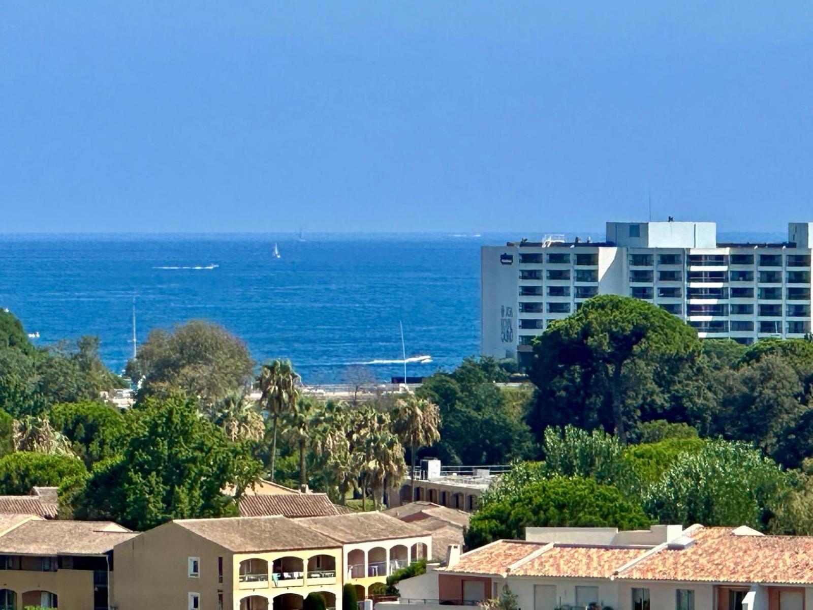 Appartement T3 De Standing Vue Mer Et Marina Mandelieu Eksteriør bilde