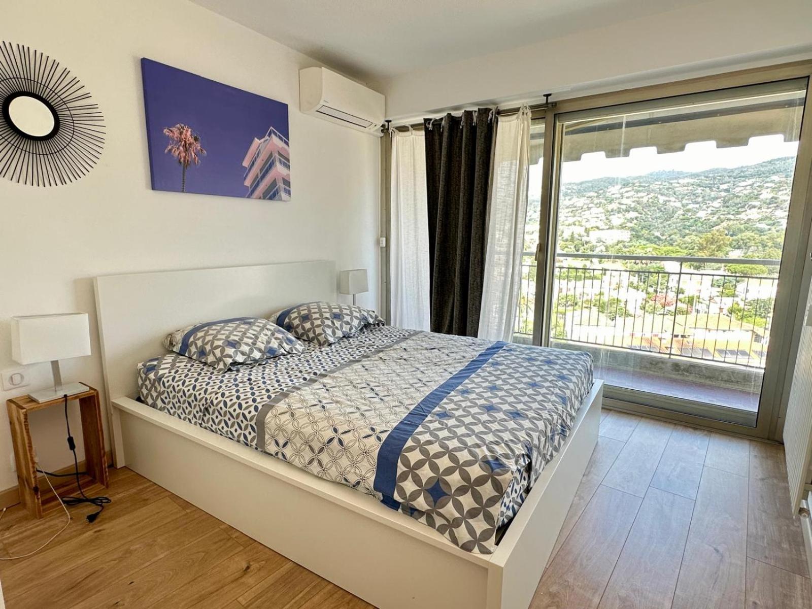 Appartement T3 De Standing Vue Mer Et Marina Mandelieu Eksteriør bilde